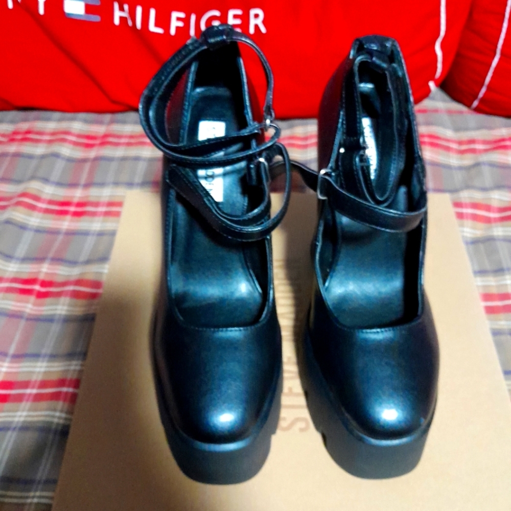 Steve madden platform mary janes